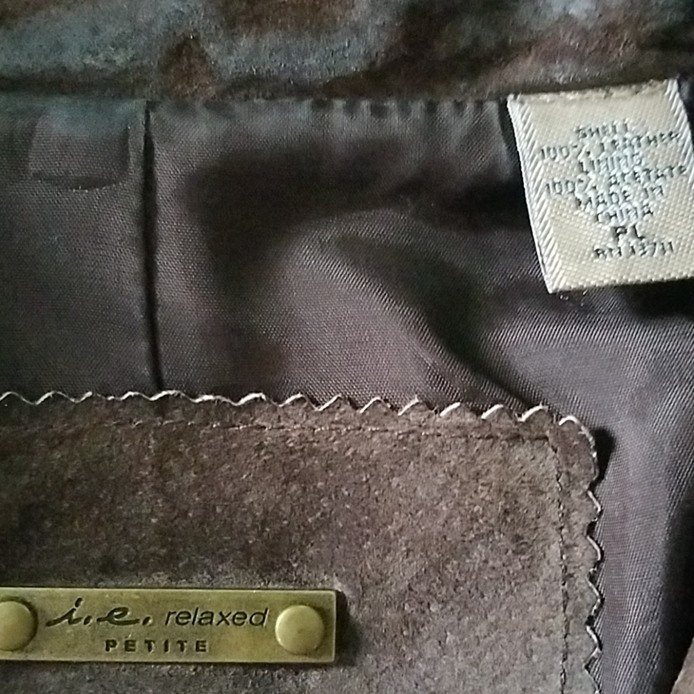 Leather jacket - Picture 7 of 8